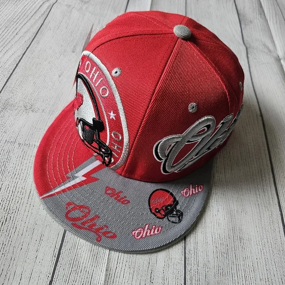 Red and Gray Ohio Snapback Hat - Picture 3 of 8